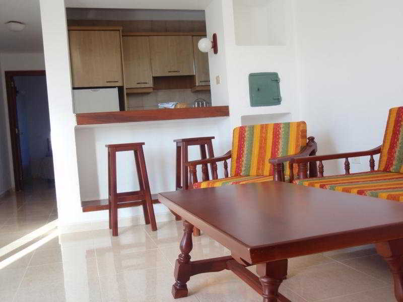 Apartamentos Las Palmeras I Puerto del Carmen  Exterior photo